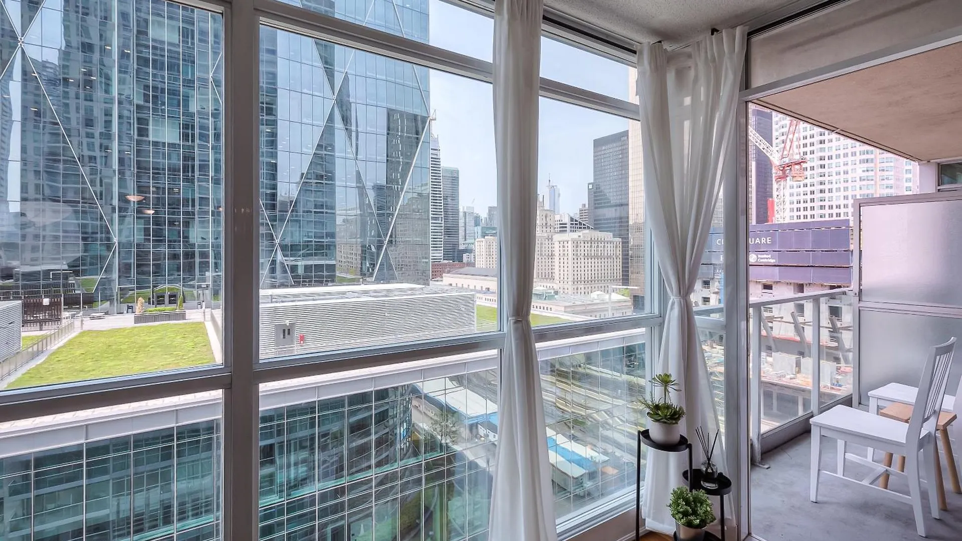 アパート Rivetstays - The Yonge トロント カナダ